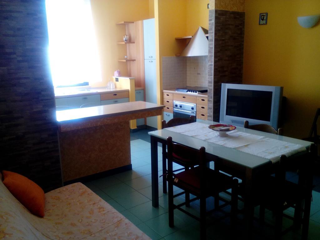 Villa Del Mar อาโวลา ภายนอก รูปภาพ