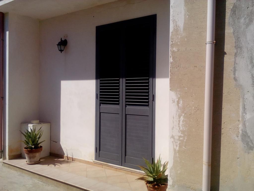 Villa Del Mar อาโวลา ภายนอก รูปภาพ